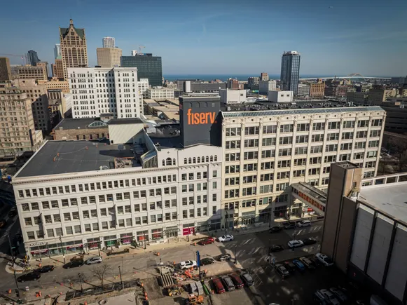 Fiserv Pivots on FIUSD Stablecoin Strategy as Digital Asset Platform Goes Live with Bank of North Dakota