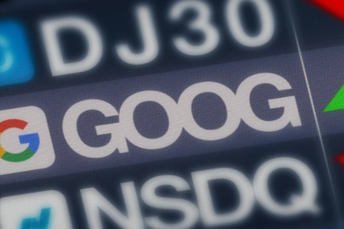Google Stock Stagnates Near $343 as Cantor Fitzgerald Reits $420 Target on AI Dominance