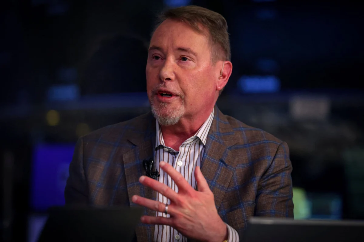 Jeff Gundlach Says Fed Should Have Hiked Rates by 50 Basis Points, Warns Inflation Threat Is Underestimated