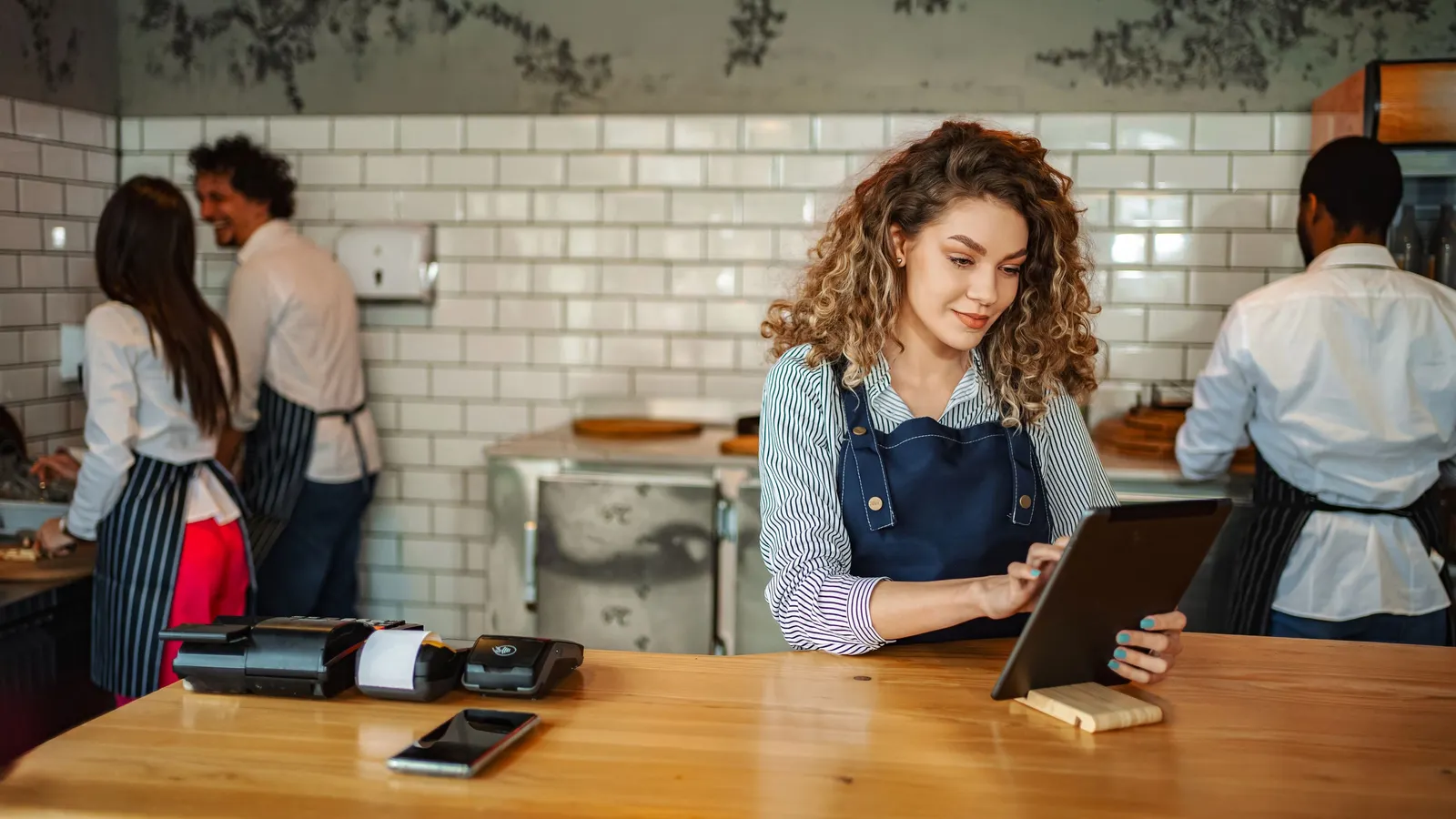 Point-of-Sale Providers Resort to Steep Hardware Discounts as Competition and Compliance Pressures Mount